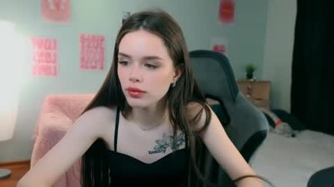 Ginny online show from June 21, 2026, 7:05 pm