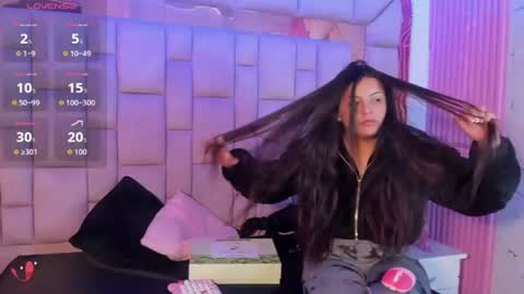 Snapshot of gisell_squirt chatting on June 23, 2026, 12:58 pm gisell_squirt online show from June 23, 2026, 12:58 pm