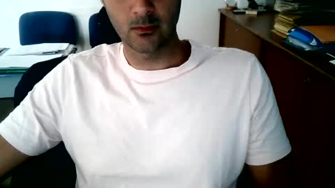 giuseppevai1 online show from July 14, 2026, 10:54 am