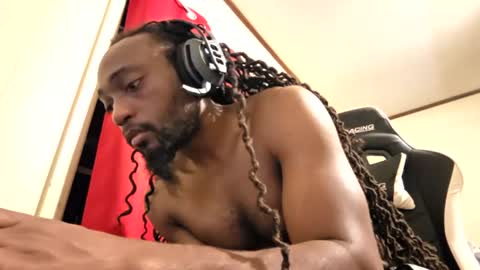 glomightyj online show from July 22, 2026, 4:15 am