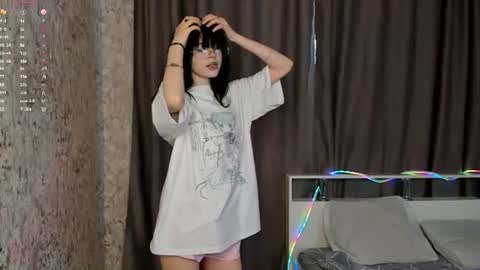 gloomy_muse online show from July 24, 2026, 1:09 pm