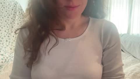 Gloria Pearl online show from May 8, 2026, 9:36 am