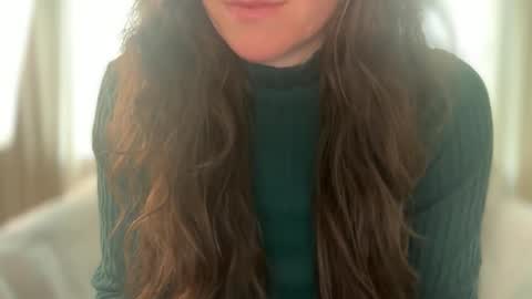 Gloria Pearl online show from May 11, 2026, 4:04 pm