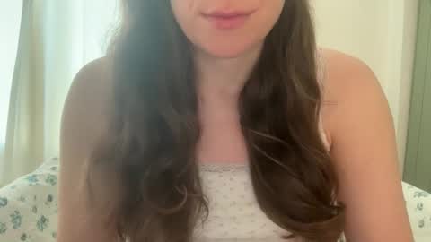 Gloria Pearl online show from May 27, 2026, 11:51 am