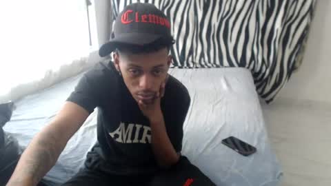 god_chinolatino online show from June 14, 2026, 3:36 pm