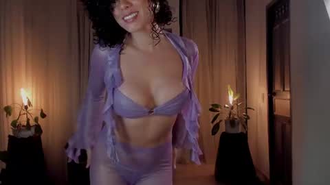 Elena online show from July 12, 2026, 11:51 pm