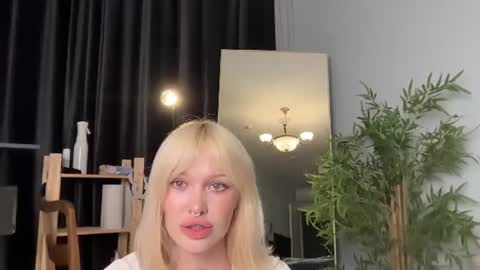 Aline meow   online show from July 26, 2026, 6:26 pm