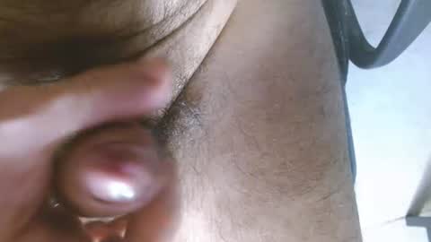 goldenmasculine online show from June 26, 2026, 1:54 am