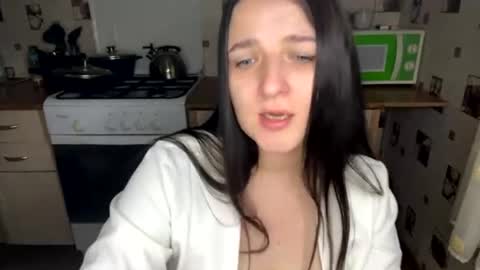 Snapshot of good_girl_24 chatting on July 3, 2026, 3:29 pm good_girl_24 online show from July 3, 2026, 3:29 pm