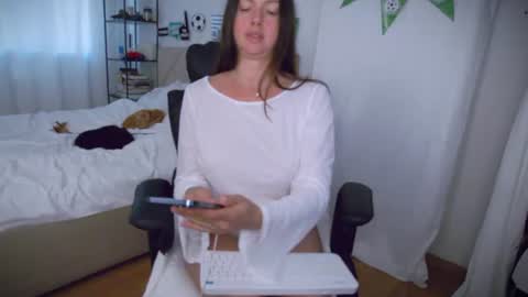 I am Anna ig gorgeousg1rrrl online show from July 17, 2026, 4:12 pm