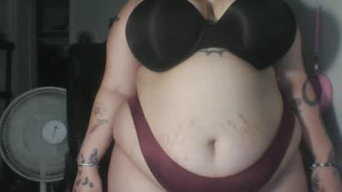 Lady Venus online show from July 2, 2026, 2:56 pm