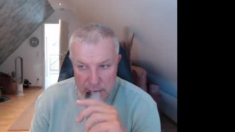 grau197077 online show from July 14, 2026, 9:03 am