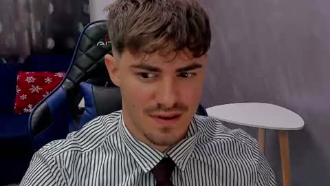 greekgod199 online show from July 13, 2026, 3:26 pm