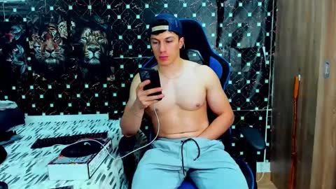 griego01 online show from May 20, 2026, 5:46 am