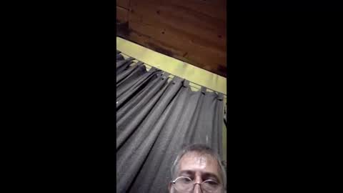 Snapshot of guchi22222 chatting on February 21, 2026, 10:05 am guchi22222 online show from February 21, 2026, 10:05 am
