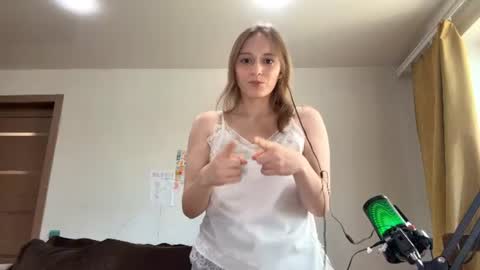 Eva online show from June 23, 2026, 5:27 am