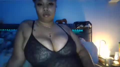 Hon3y online show from July 29, 2026, 3:04 am