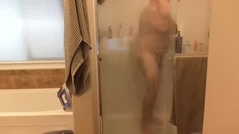 hairydaddreams online show from June 3, 2026, 1:36 pm