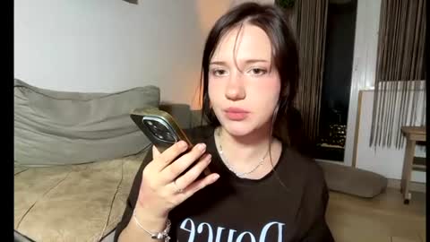 hanahwoods online show from July 22, 2026, 6:54 pm