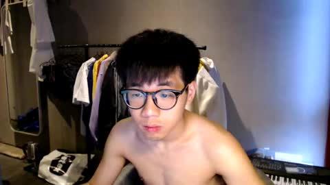 Snapshot of handsome_mannn chatting on July 21, 2026, 6:21 pm handsome_mannn online show from July 21, 2026, 6:21 pm