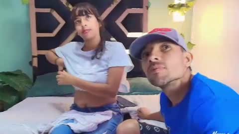 HANNA Y SEBAS online show from June 24, 2026, 12:48 pm