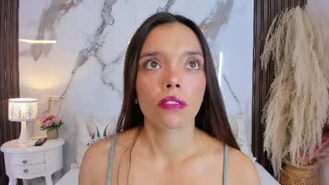 Hannahill69 online show from July 24, 2026, 4:54 am