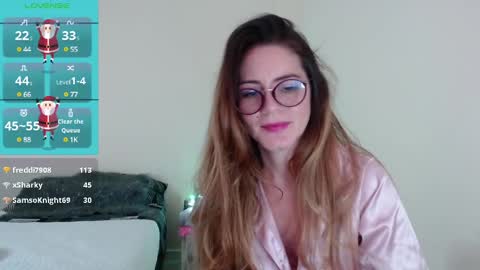 hanny_333 online show from December 30, 2024, 11:37 am