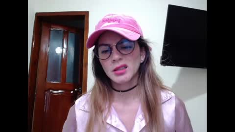 hanny_333 online show from January 26, 2025, 11:39 am