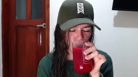 hanny_333 online show from July 21, 2026, 9:55 am