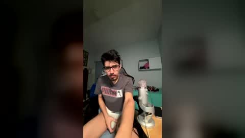 harddmikee online show from June 26, 2026, 9:41 pm