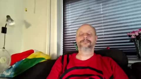 MrLazy online show from June 27, 2026, 6:24 pm