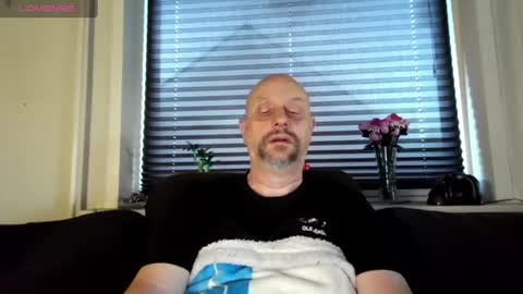 MrLazy online show from July 14, 2026, 4:39 am