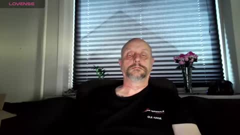 MrLazy online show from July 27, 2026, 6:26 pm