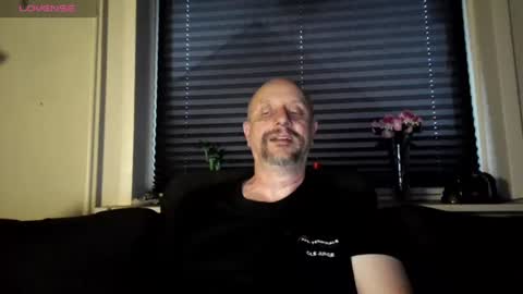 MrLazy online show from July 28, 2026, 6:53 pm