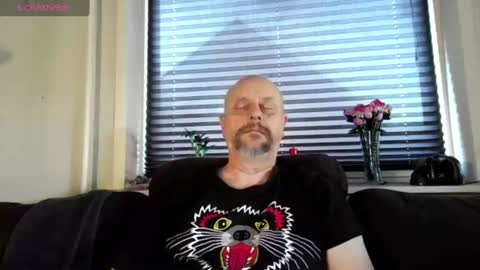 MrLazy online show from August 1, 2026, 6:45 am