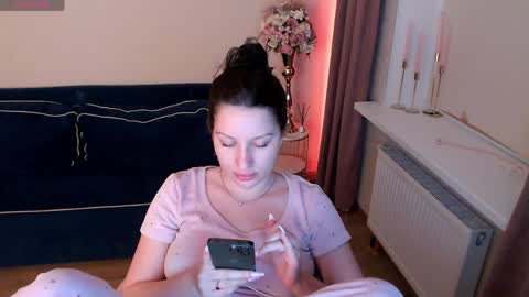 Heaven girl online show from May 3, 2026, 6:36 pm
