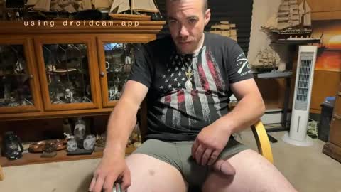 xxScubaStevexx online show from May 8, 2026, 3:56 am