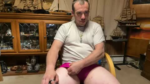 xxScubaStevexx online show from May 9, 2026, 3:56 am