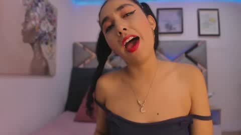 Snapshot of helena_sp chatting on July 24, 2026, 6:39 pm helena online show from July 24, 2026, 6:39 pm