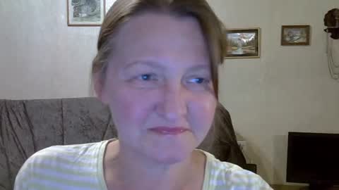 helgacharming online show from July 4, 2026, 7:31 pm