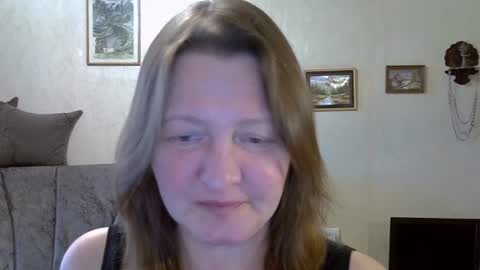 helgacharming online show from July 10, 2026, 2:49 am