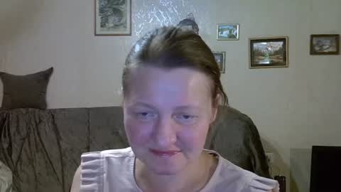 helgacharming online show from August 4, 2026, 1:31 am