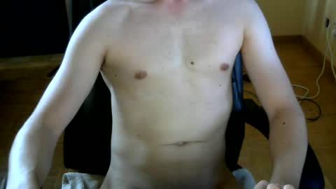 Micha online show from July 8, 2026, 6:23 pm