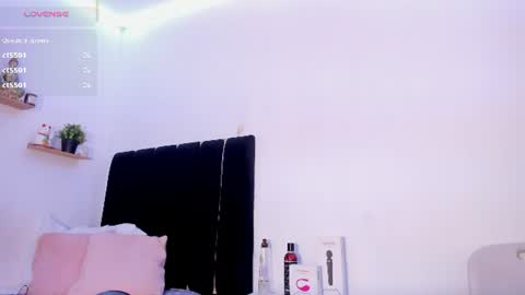 hellokitty38 online show from July 28, 2026, 1:54 pm