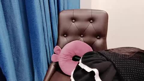 hellokitty_sexy online show from June 17, 2026, 1:19 am