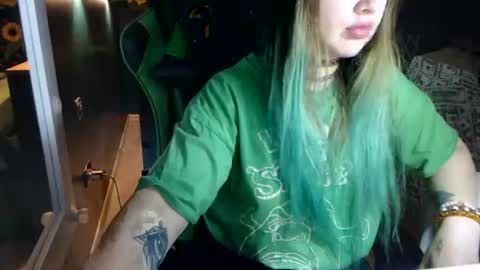 Hentaishiing online show from July 23, 2026, 5:44 pm