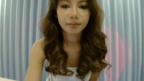 Snapshot of hersheys_aran chatting on July 30, 2026, 8:35 am Aran online show from July 30, 2026, 8:35 am