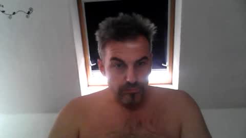 hessenboy_ffm online show from May 13, 2026, 7:39 am