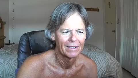hewes1 online show from July 28, 2026, 12:34 pm