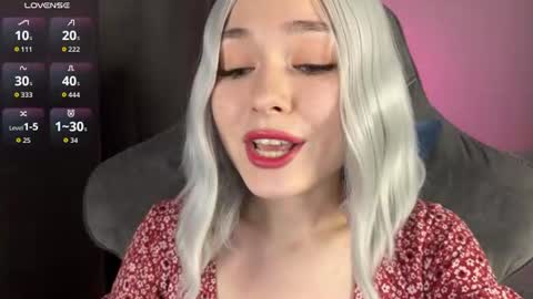 Nora  online show from July 26, 2026, 12:08 am